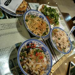 Dongmendoufunao 여행 사진