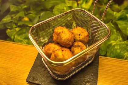 Restaurante-Cocteleria Inclan Brutal Bar