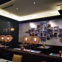 Madam Kwan's User Photo