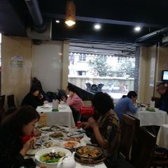 XIAO YAN JING DA PAI DANG User Photo