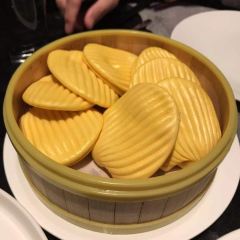 SU YAN User Photo