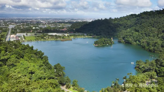 Meihua Lake