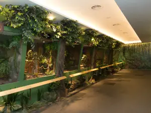 Siam Serpentarium