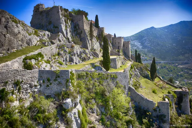 klis