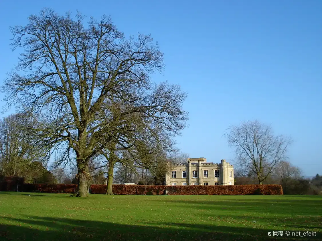 Hotels near South Park