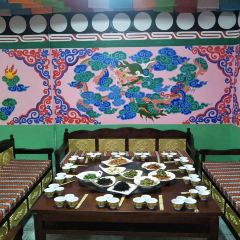 黄哈达藏家宴 User Photo