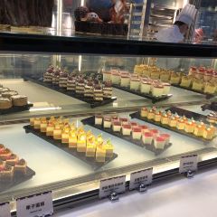 Emperor Penguin All Day Dining User Photo