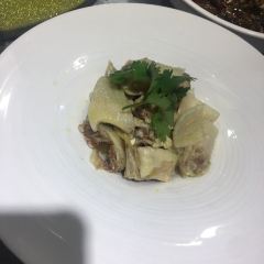 Song helou User Photo