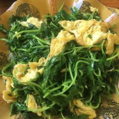 石林山地林池饭店 User Photo