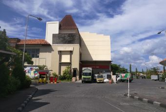 PENG LAI YI XIAN JU YU GU CAI User Photo