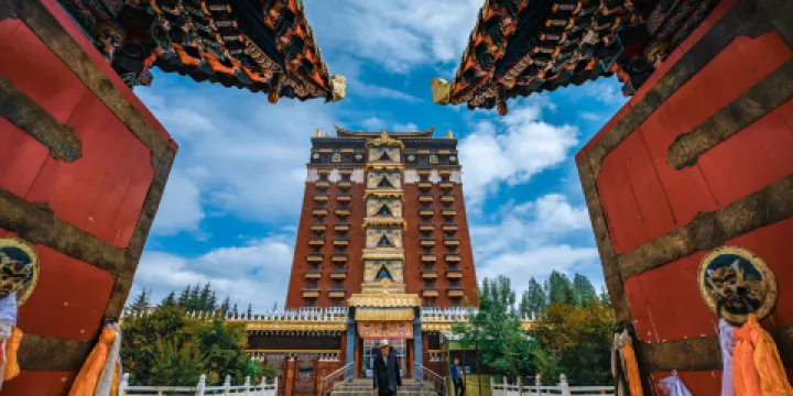 安多合作寺院米拉日巴佛閣