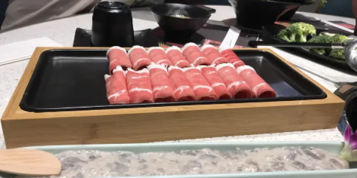 果米撈火鍋（蕾莎店）