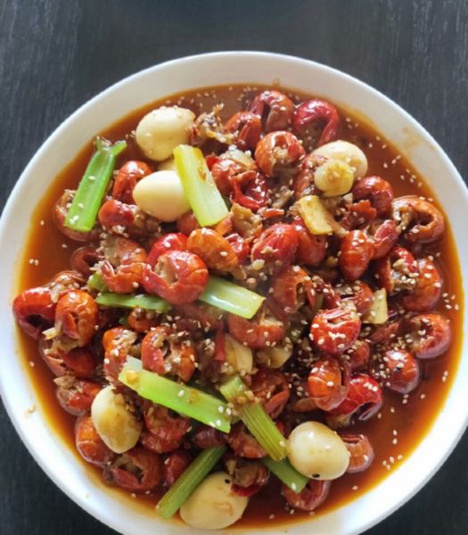 天海渔村纸包鱼(栾川店)