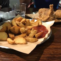 范氏汉堡·食验室(白马路万科里店) User Photo