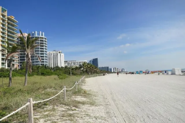 Top beaches to feel the sunshine in Miami beach  