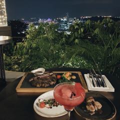 Dusk @ Mount Faber Peak User Photo