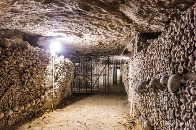 Top-10 Scariest Nature Adventures You Can Visit for Halloween 2021