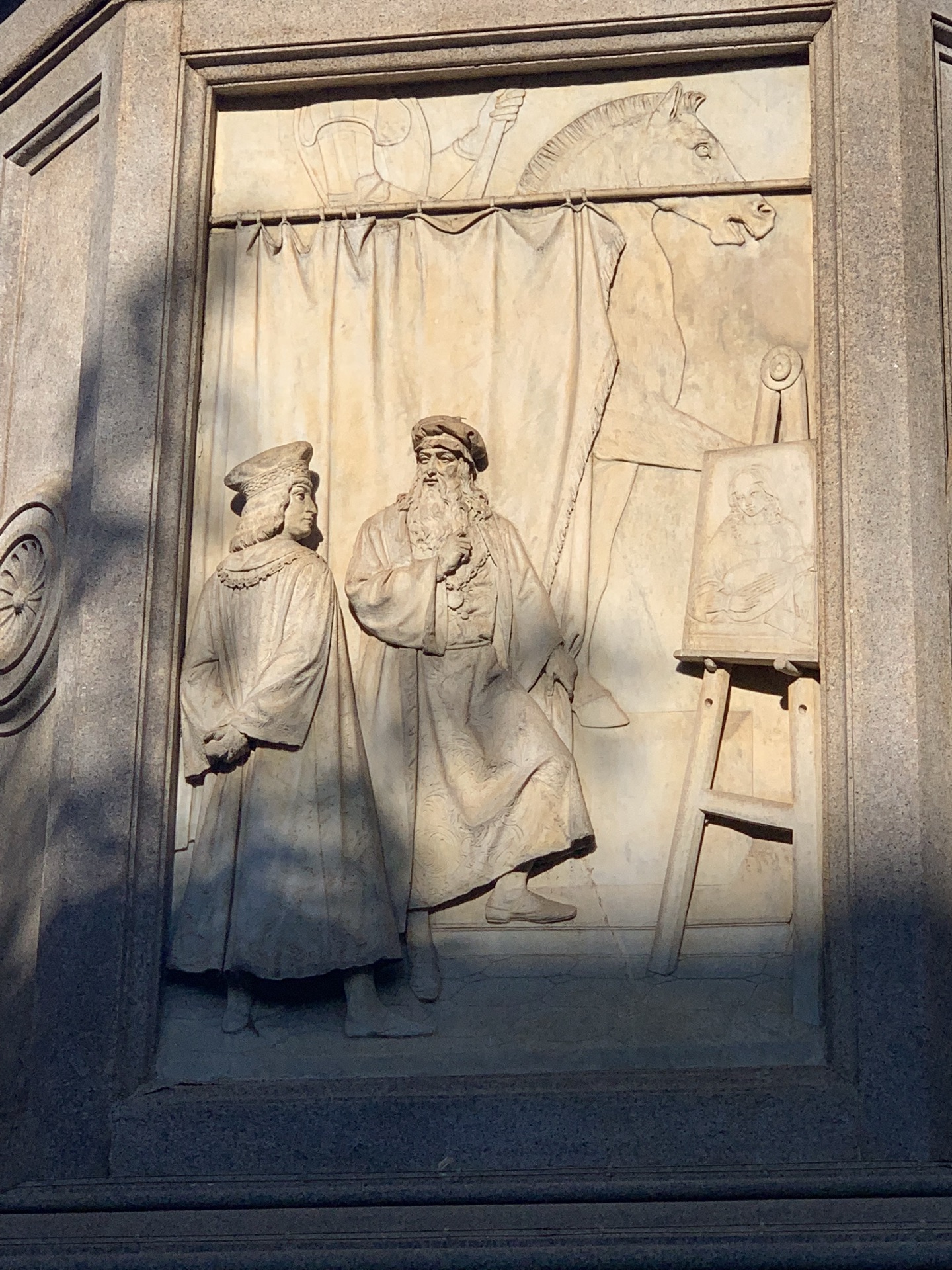 レオナルドダヴィンチ像のレビュー レオナルドダヴィンチ像のチケット レオナルドダヴィンチ像の割引 レオナルドダヴィンチ像の交通機関 所在地 営業時間 レオナルドダヴィンチ像周辺の観光スポット ホテル グルメ Trip Com