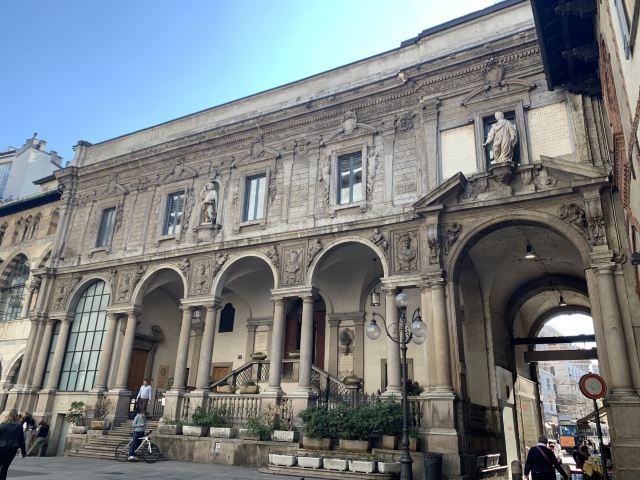 Loggia degli Osii
