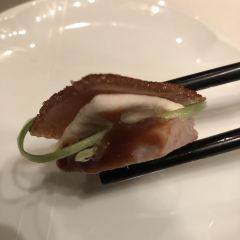 LUNG KING HEEN User Photo