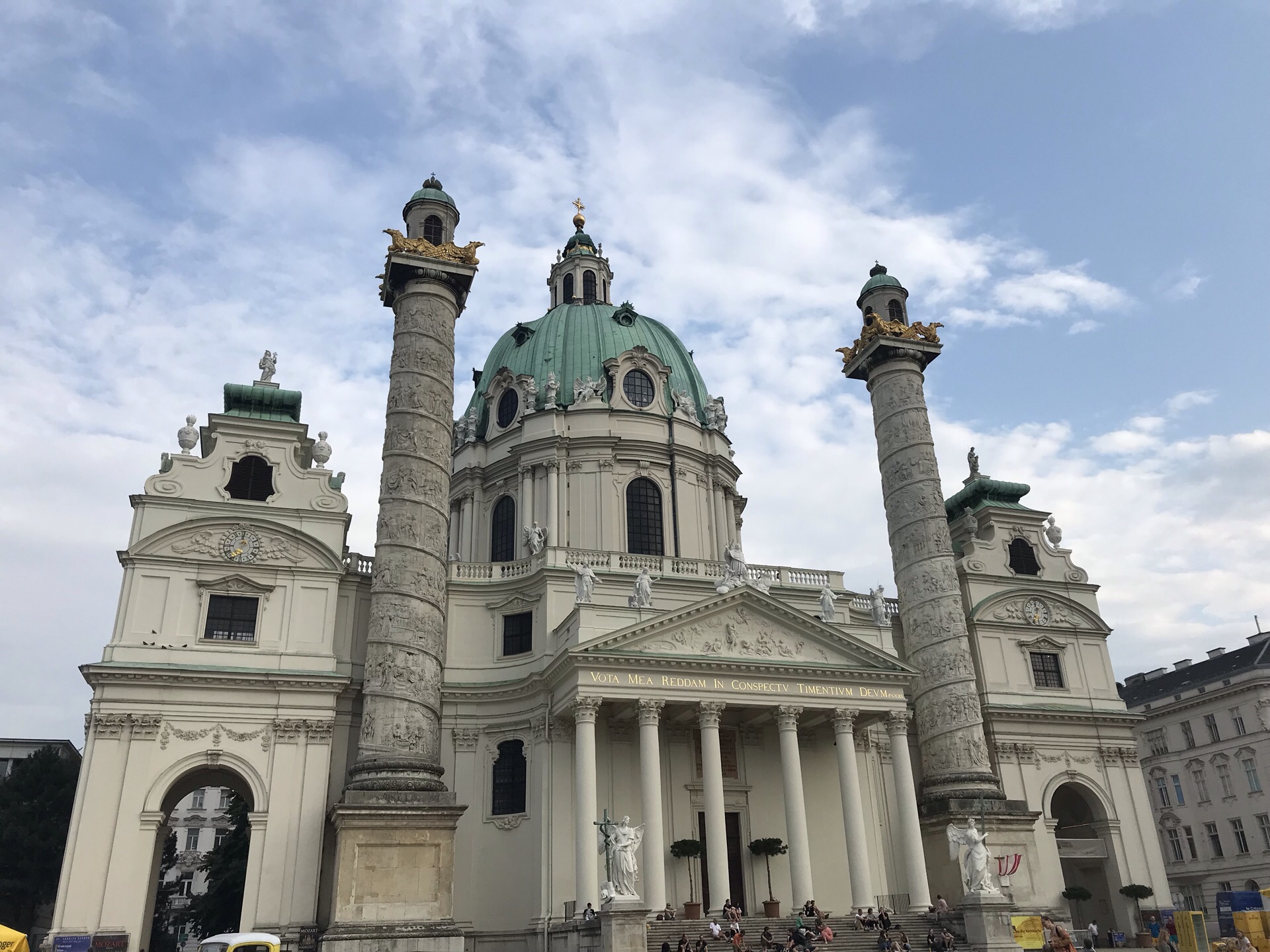 ウィーン カールス教会 評判 案内 トリップドットコム