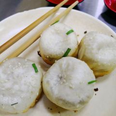 Xiao Yan Pan·FRIED BUNS User Photo