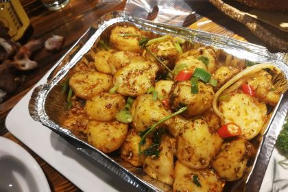 食厨烤骨头(中心丽景店)