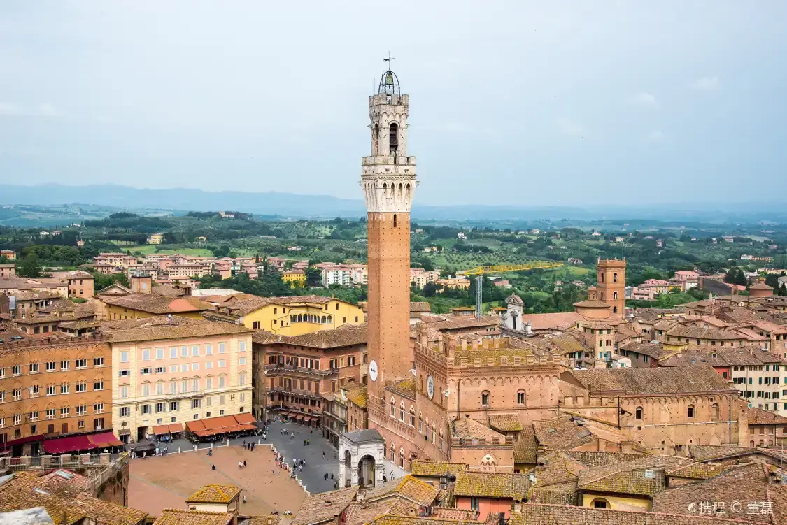Hotels near Piazza del Campo