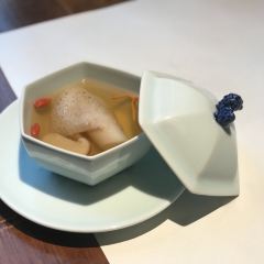 He's House User Photo