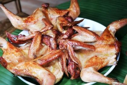 李忠正宗勐海烤鸡(三公里总店)