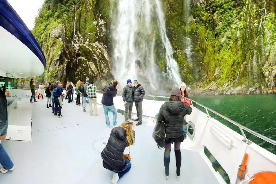 Milford Sound Scenic Cruises