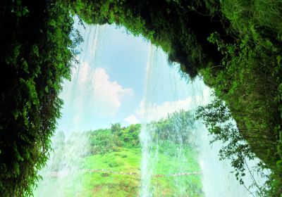 Water Curtain Cave