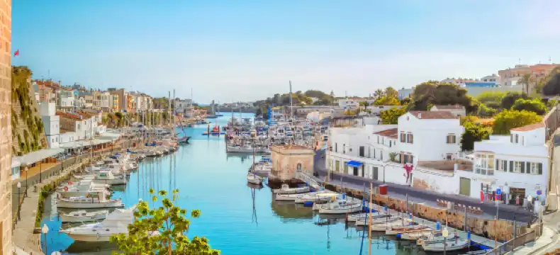 アライオルのホテル