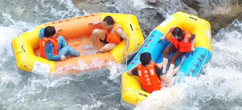 โรงแรมใกล้เขาหิมะซิลิง