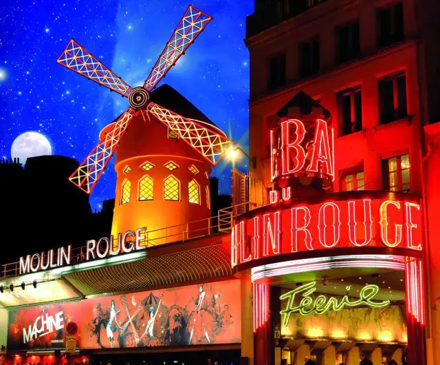 Paris Cabaret Show