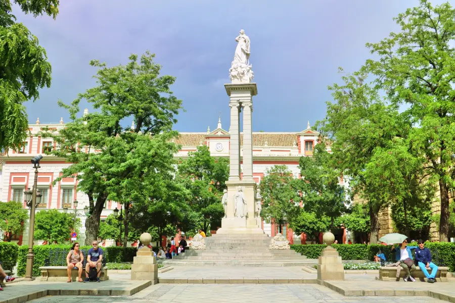 Plaza del Triunfo