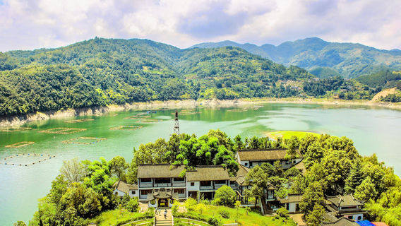 จุดชมวิวทะเลสาบหยง