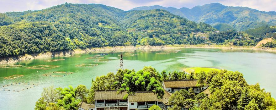 陕西安康旅游攻略:泛舟瀛湖赏碧波,访古镇寻幽,在秦巴腹地享受山水康养 陕西安康旅游攻略:泛舟瀛湖赏碧波,访古镇寻幽,在秦巴腹地享受山水康养