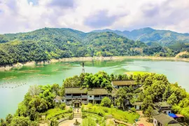 Yinhu Lake Scenic Spot