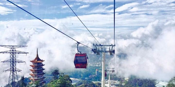 Awana SkyWay (Formerly known as Genting Highlands Premium Outlets Cable Car)