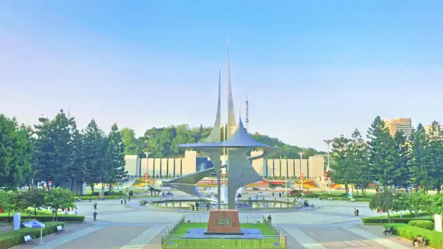 Hotels near Wuyi Square