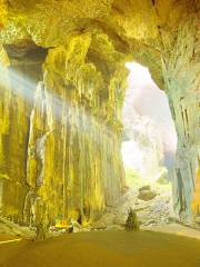 哥曼東洞穴
