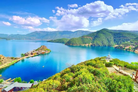 瀘沽湖