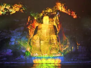 Night Tour Sanjiang (Baxian Cave)