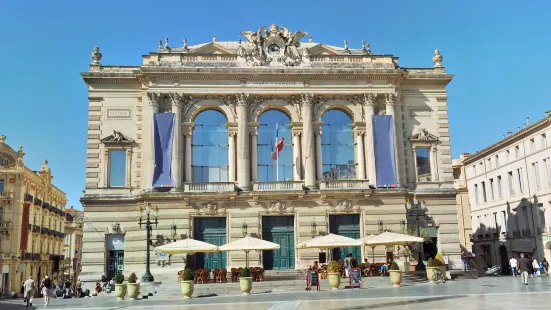 Place de la Comedie