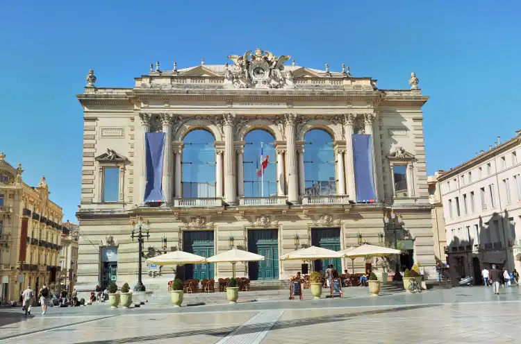 Hotels near Place de la Comedie