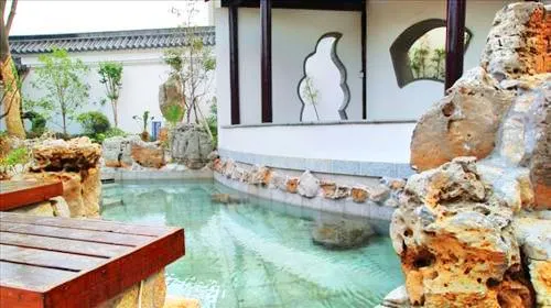 Furu Donghai Hot Spring