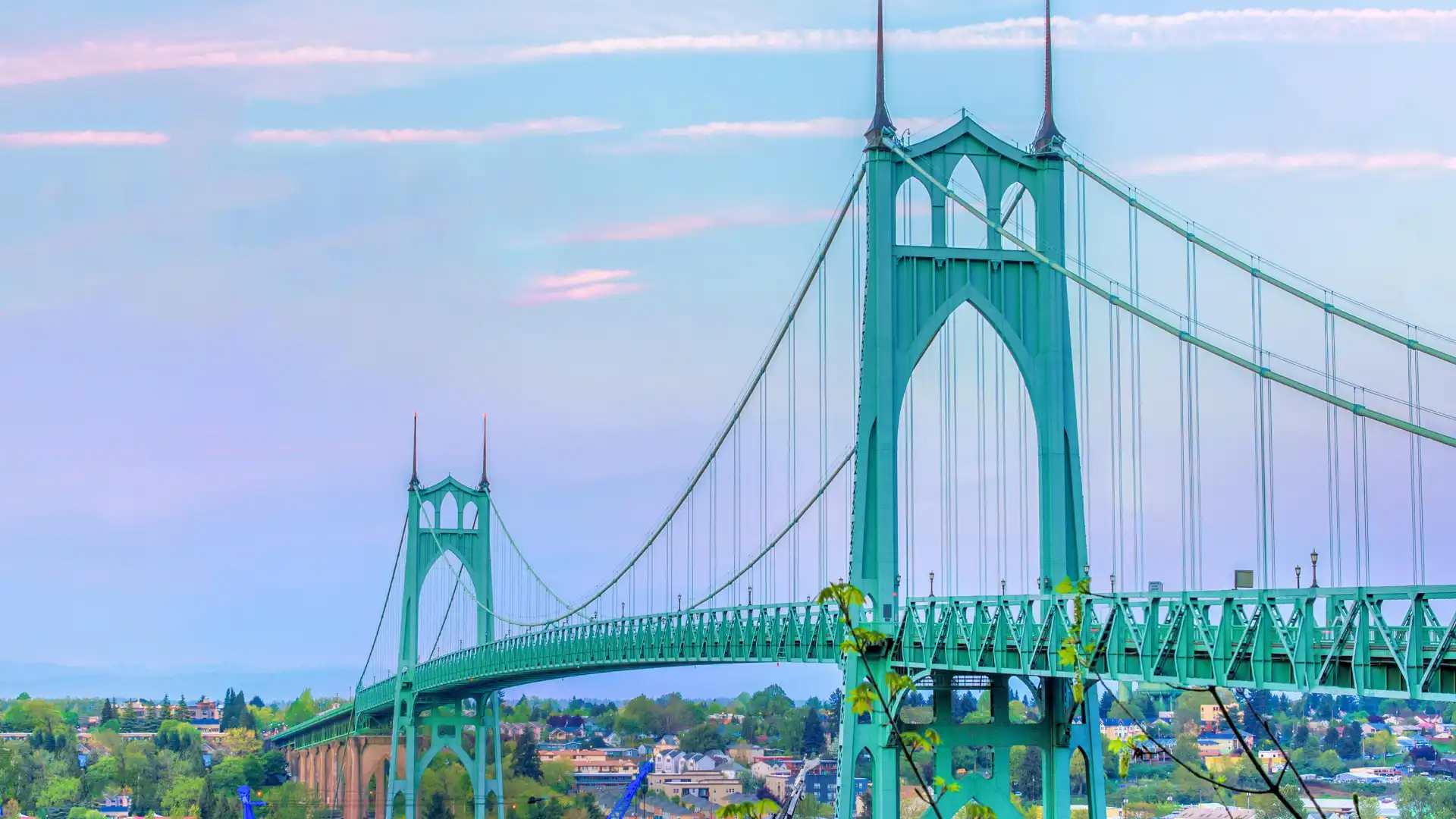 Hotels near St. Johns Bridge