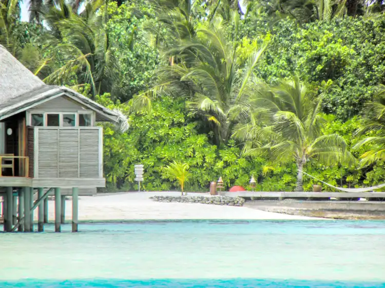 Hotels in Dhigufinolhu