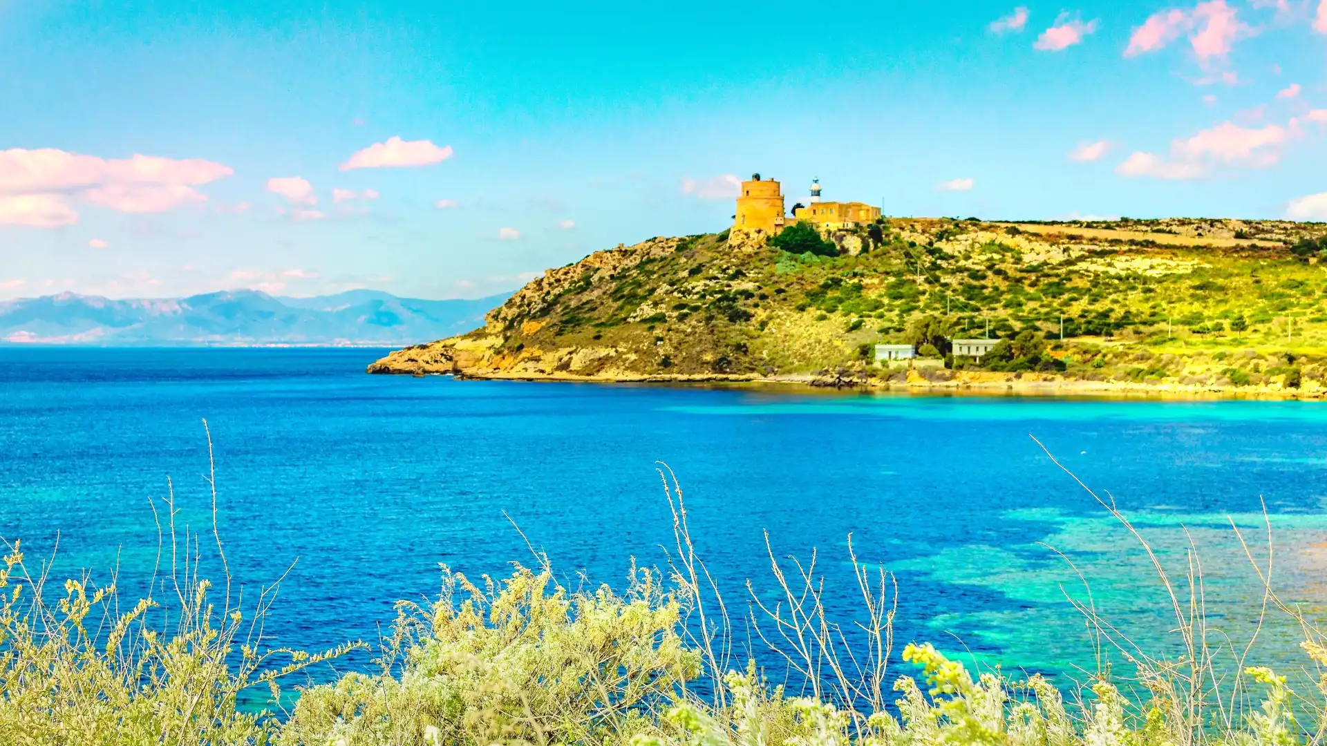Hotels near Calamosca Beach